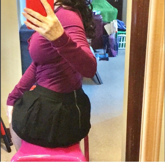 Charlotte Russe Black peplum mini skirt- Medium - Picture 6 of 9